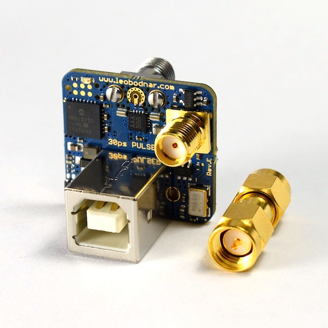 Fast risetime pulse generator (SMA output)